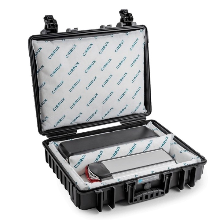 B&W 6040 Li-Ion Carry & Store