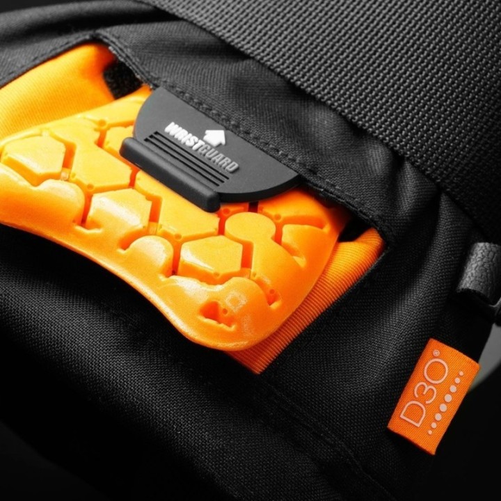 Racer INSIDE 4 black D3O